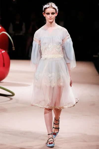 Look 6